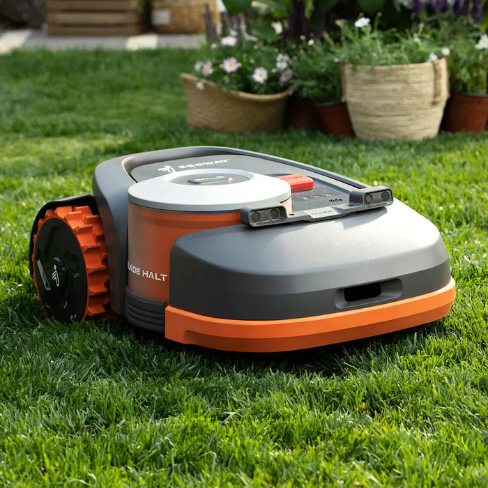 Segway Navimow H800A-VF Robotic Lawnmower - Robot Specialist